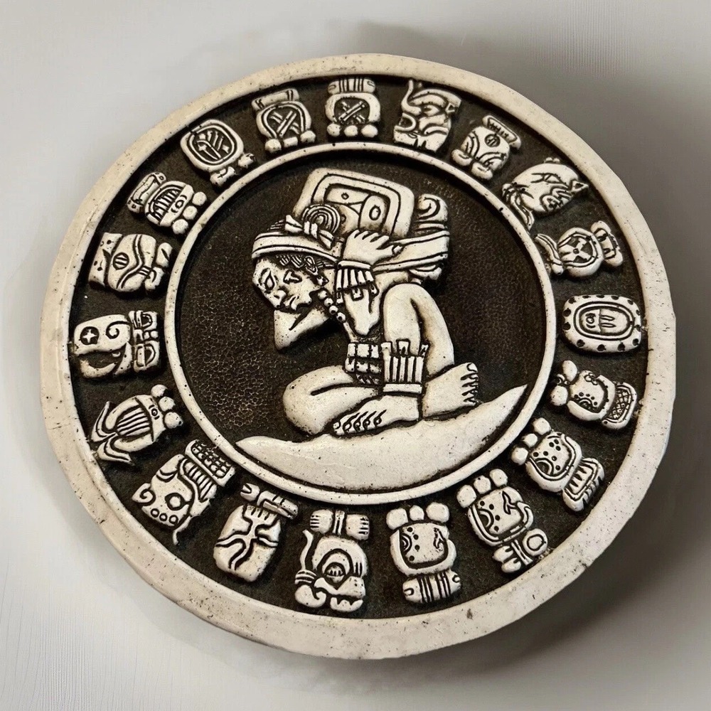 Vintage Mayan Aztec Calendar Stone Wall Plaque Decor Sun Stone Relief 7.5 Inch
